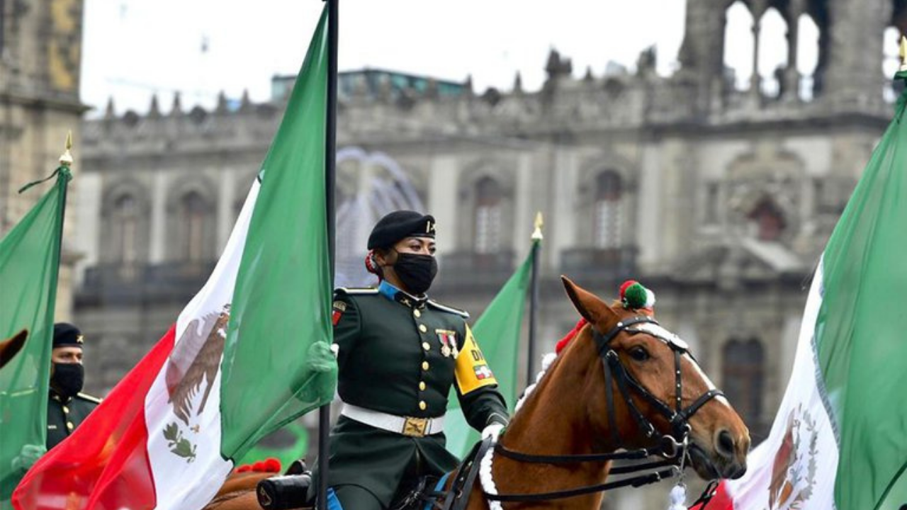 El Desfile Militar Del De Septiembre Galer A De Fotos Usec