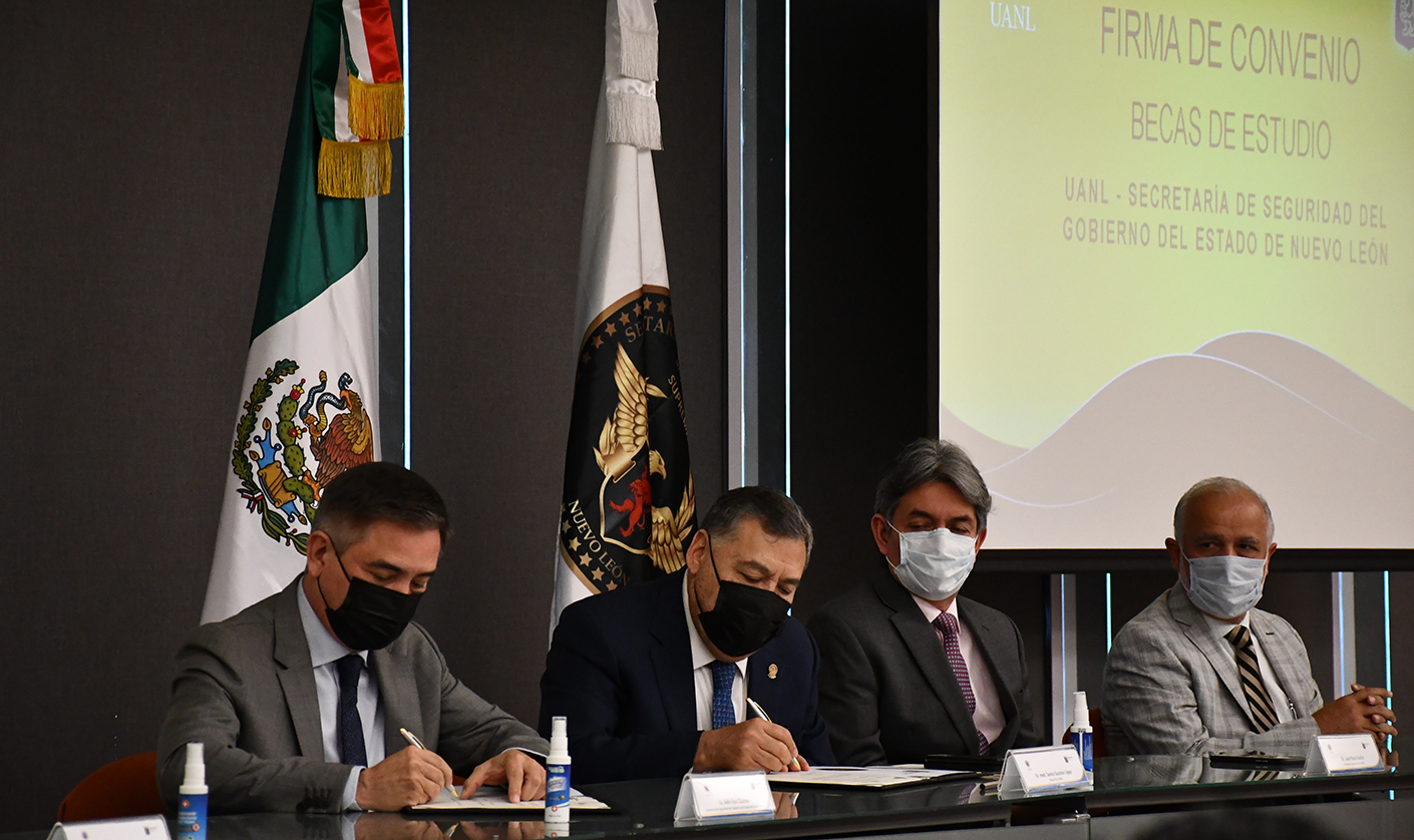 FIRMA SEGURIDAD CONVENIO DE BECAS DE ESTUDIO CON LA UANL Usec Network